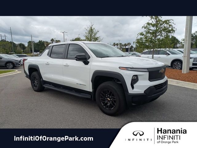 2024 Chevrolet Silverado EV Work Truck 3WT's photo