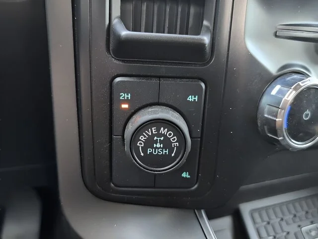 Used 2024 Silver Metallic Ford XLT image 15