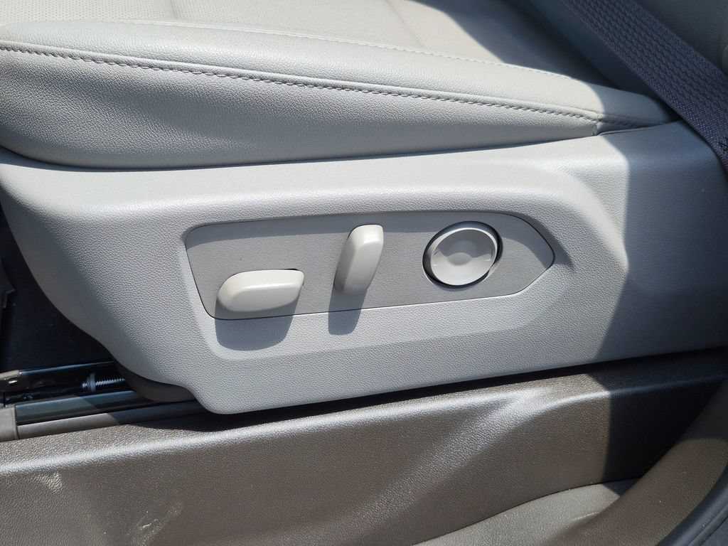 2026 Chevrolet Silverado 1500 LTZ - Photo 17