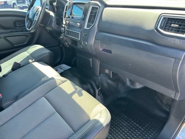 2017 Nissan Titan S - Photo 23