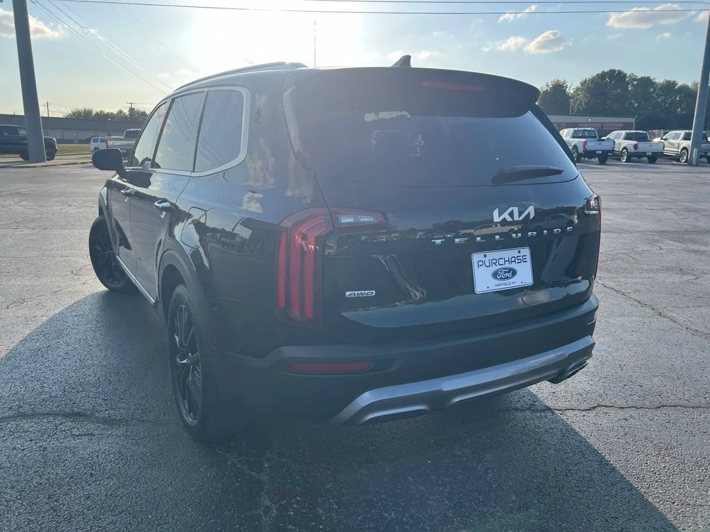 Used 2022 Ebony Black Kia SX image 5