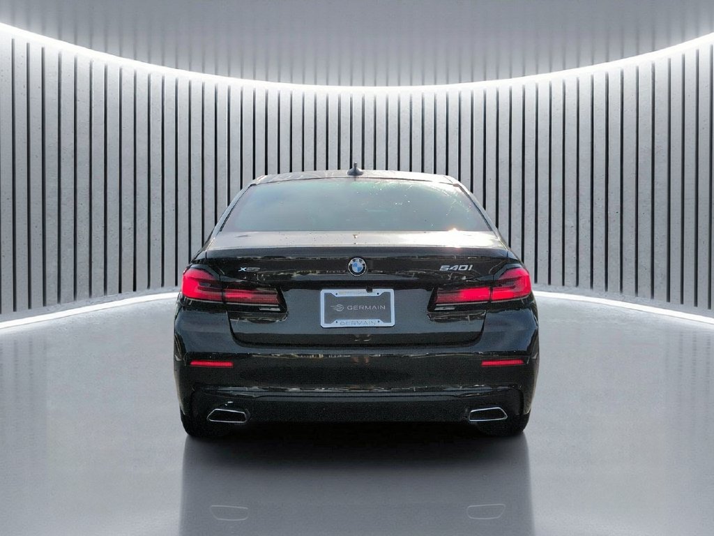 Used 2023 Black Sapphire Metallic BMW 540i xDrive image 4