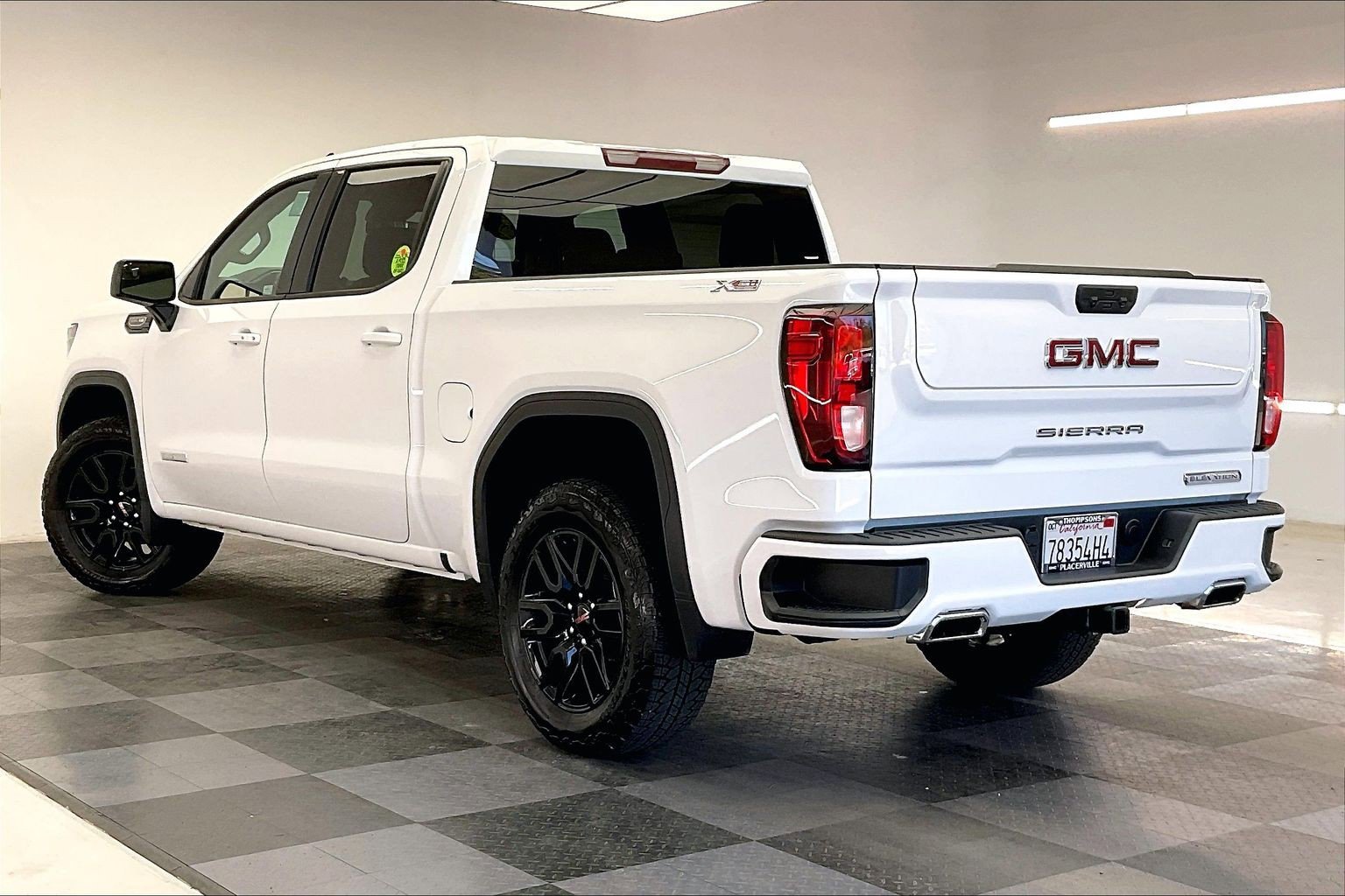2026 GMC Sierra 1500 Elevation - Photo 10