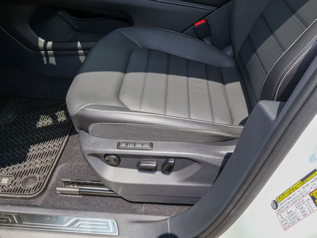 New 2026 White Volkswagen 2.0T SEL image 14