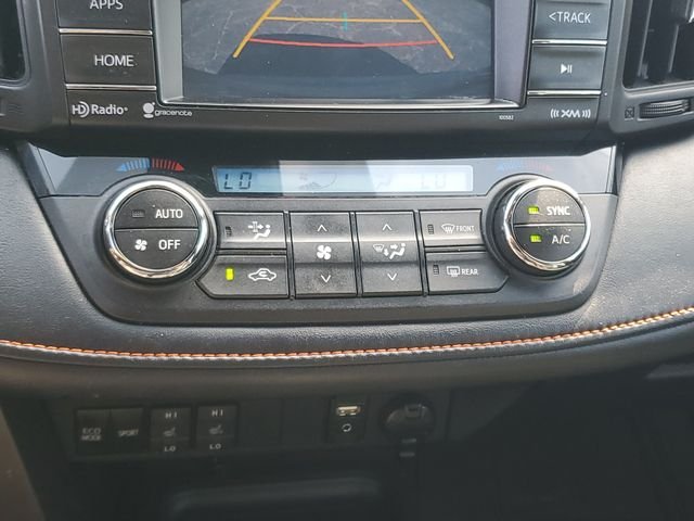 Used 2017 Silver Toyota SE image 20