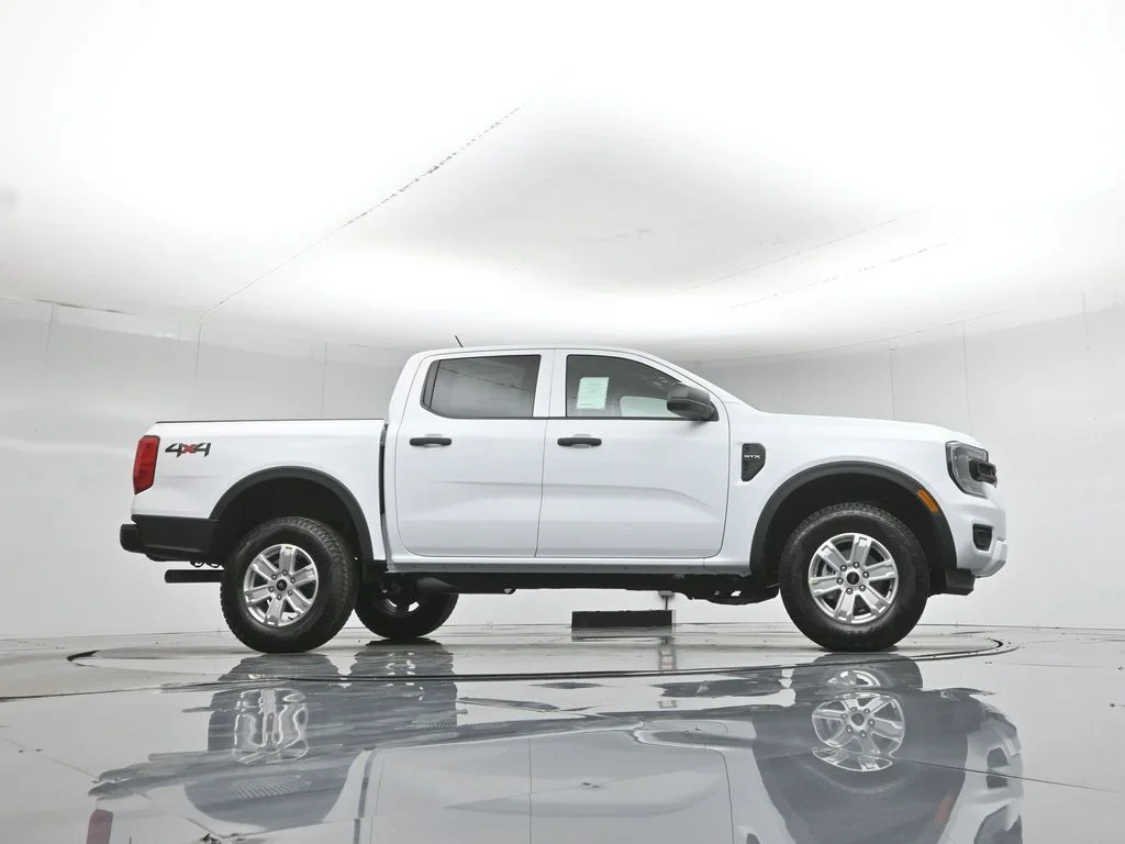 New 2026 Oxford White Ford XL image 49