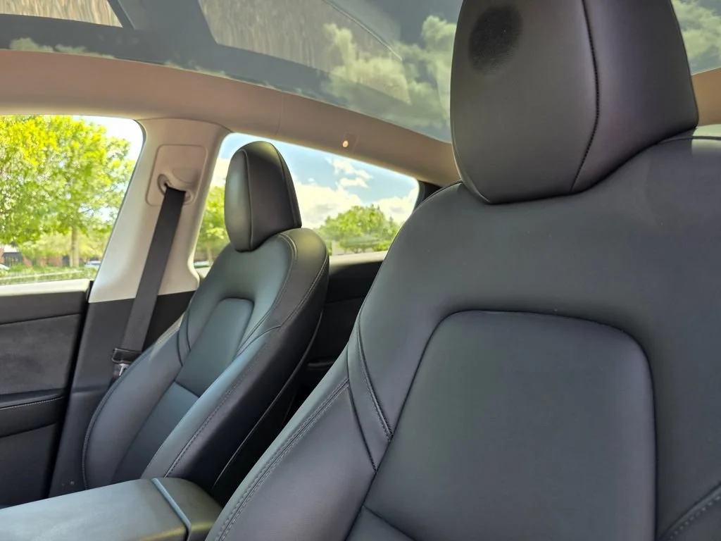 Used 2023  Tesla Long Range image 13