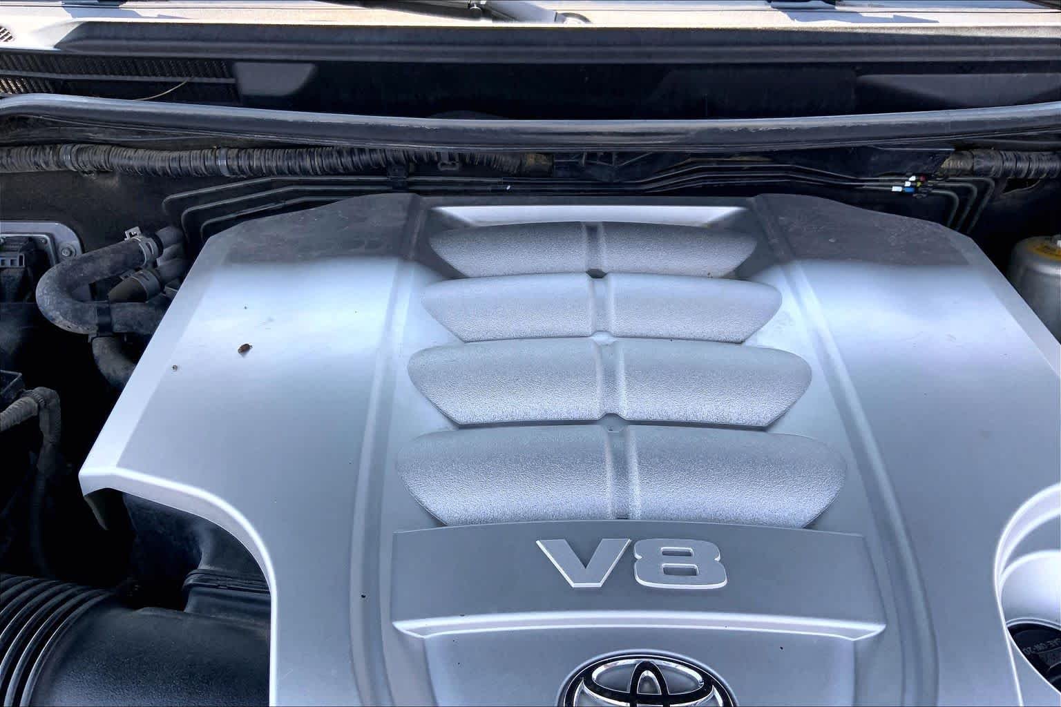 Used 2013 Black Toyota  image 32