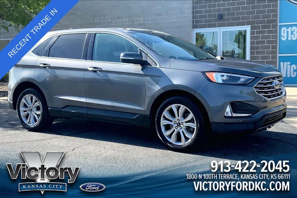 2022 Ford Edge Titanium AWD's photo