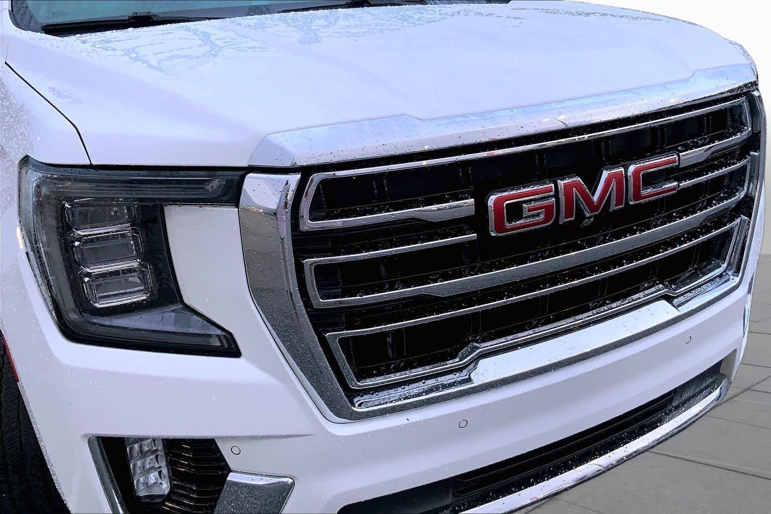 Used 2021 Summit White GMC SLT image 26