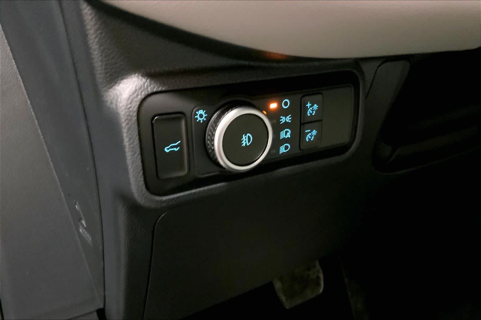 New 2026 Carbonized Gray Metallic Ford Active image 18