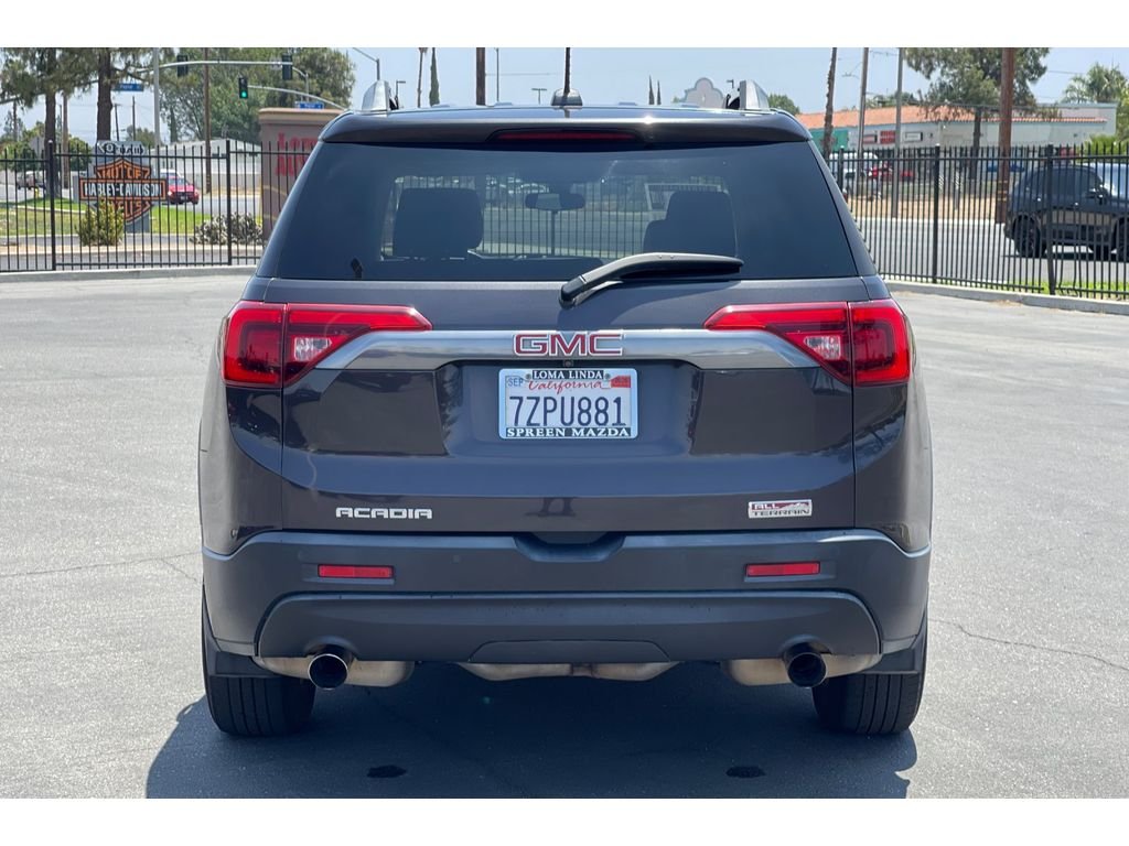 Used 2017 Iridium Metallic GMC SLE image 5