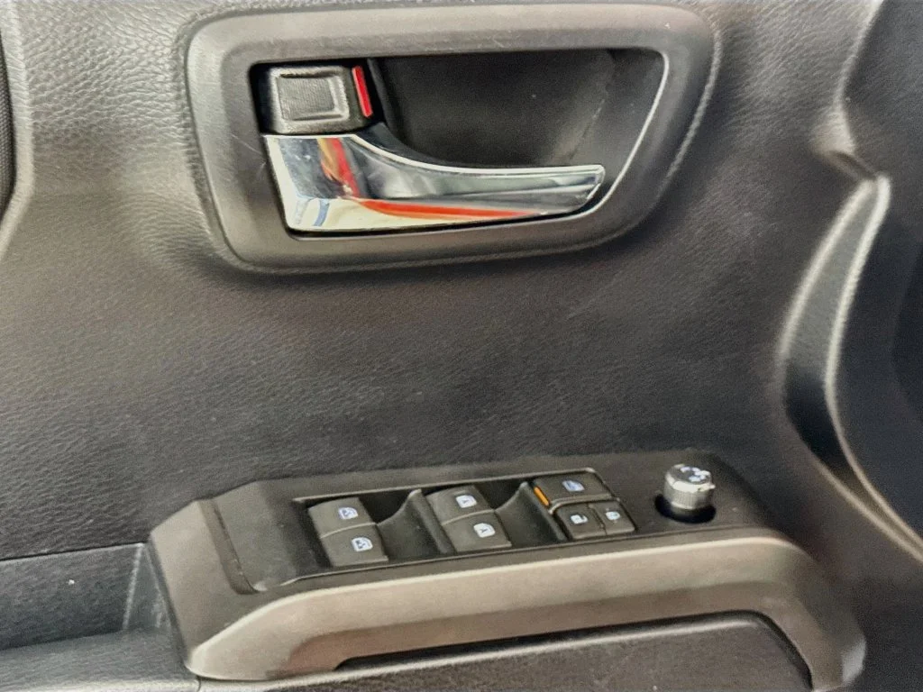Used 2018 Inferno Red Toyota TRD Off-Road image 21