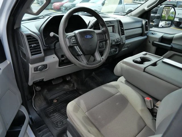 Certified Used 2018 White Ford XL image 3