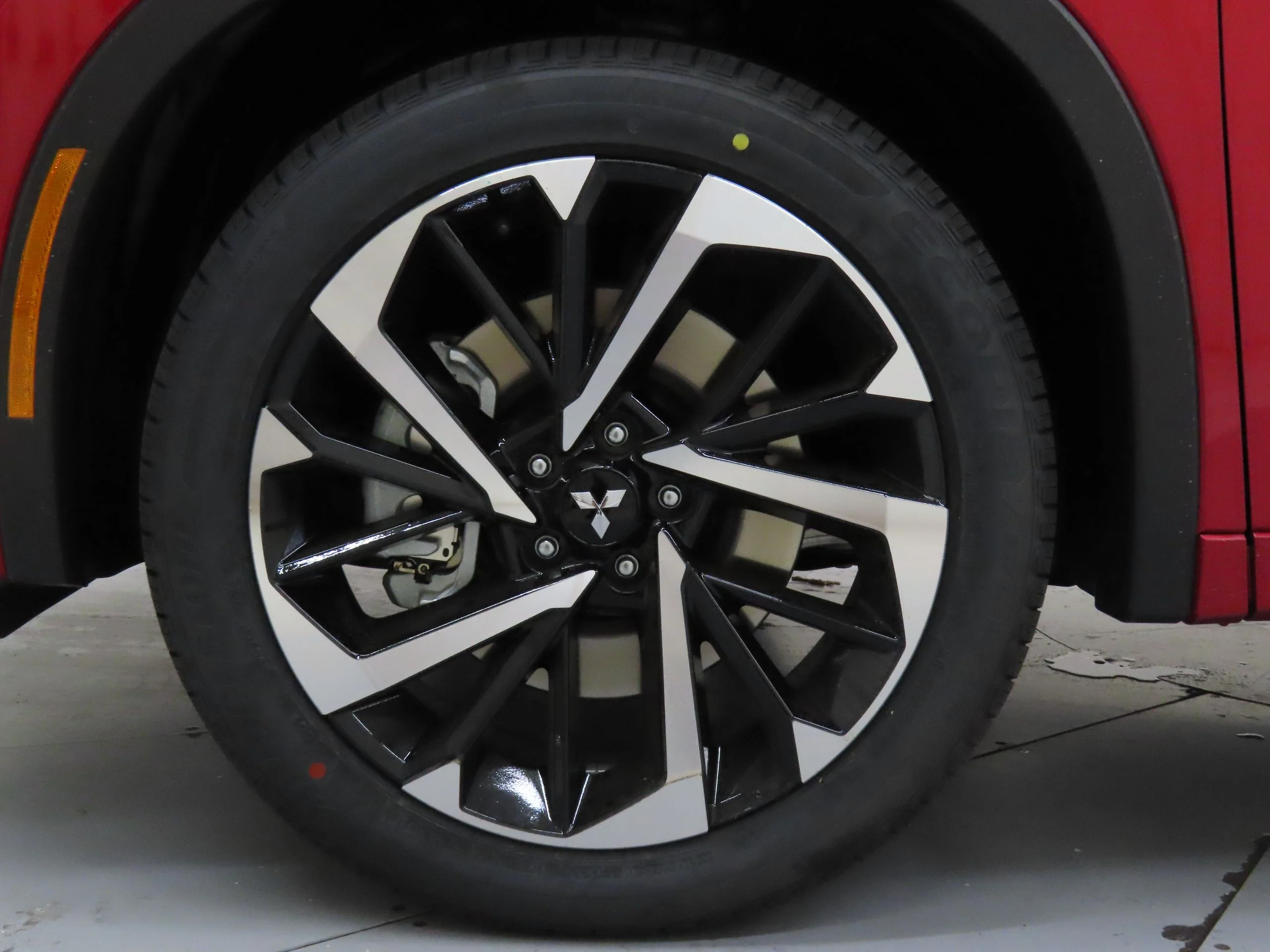 2025 Mitsubishi Outlander Plug-in Hybrid SEL - Photo 26