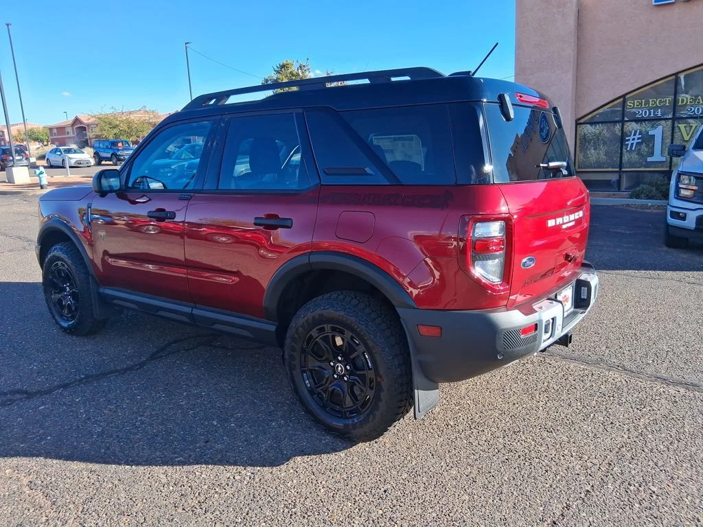New 2025 Ruby Red Metallic Tinted Clearcoat Ford Badlands® image 3