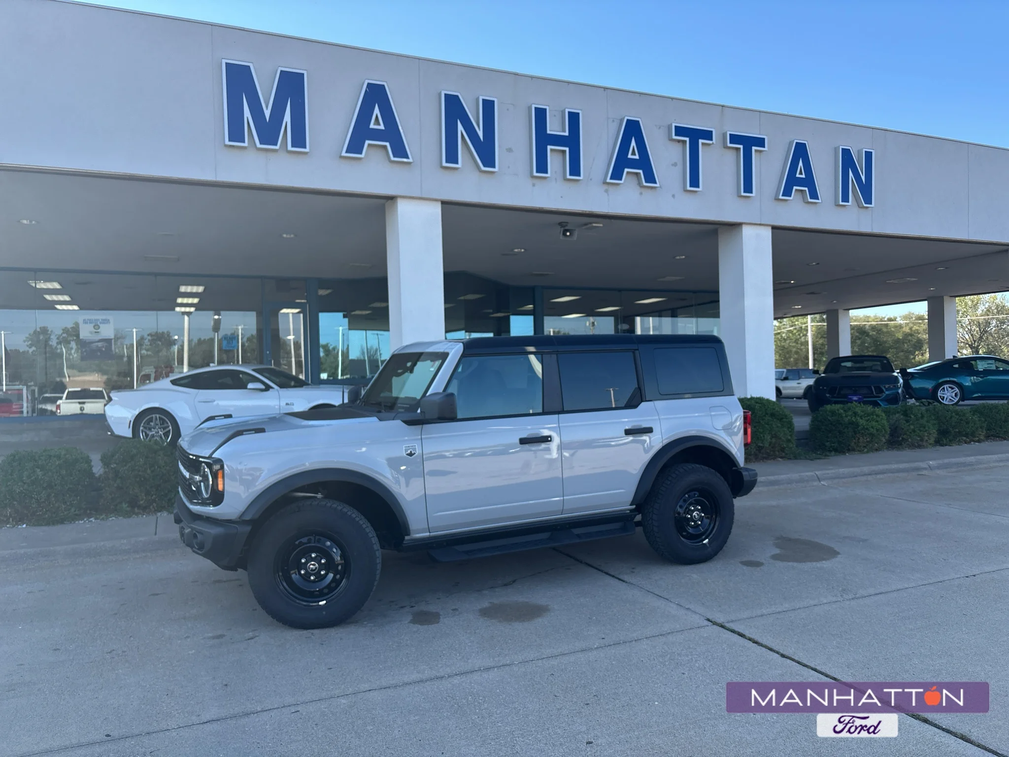 New 2026 Avalanche Gray Ford Big Bend image 1
