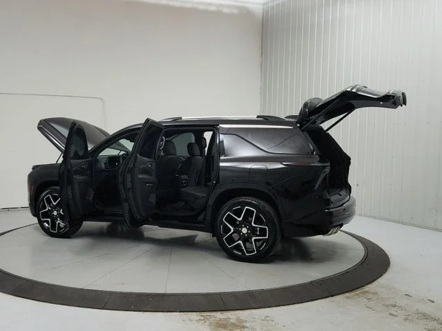 Used 2026 Black Chevrolet High Country image 13