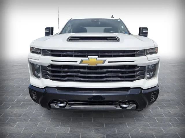 Used 2024 Summit White Chevrolet Custom image 2