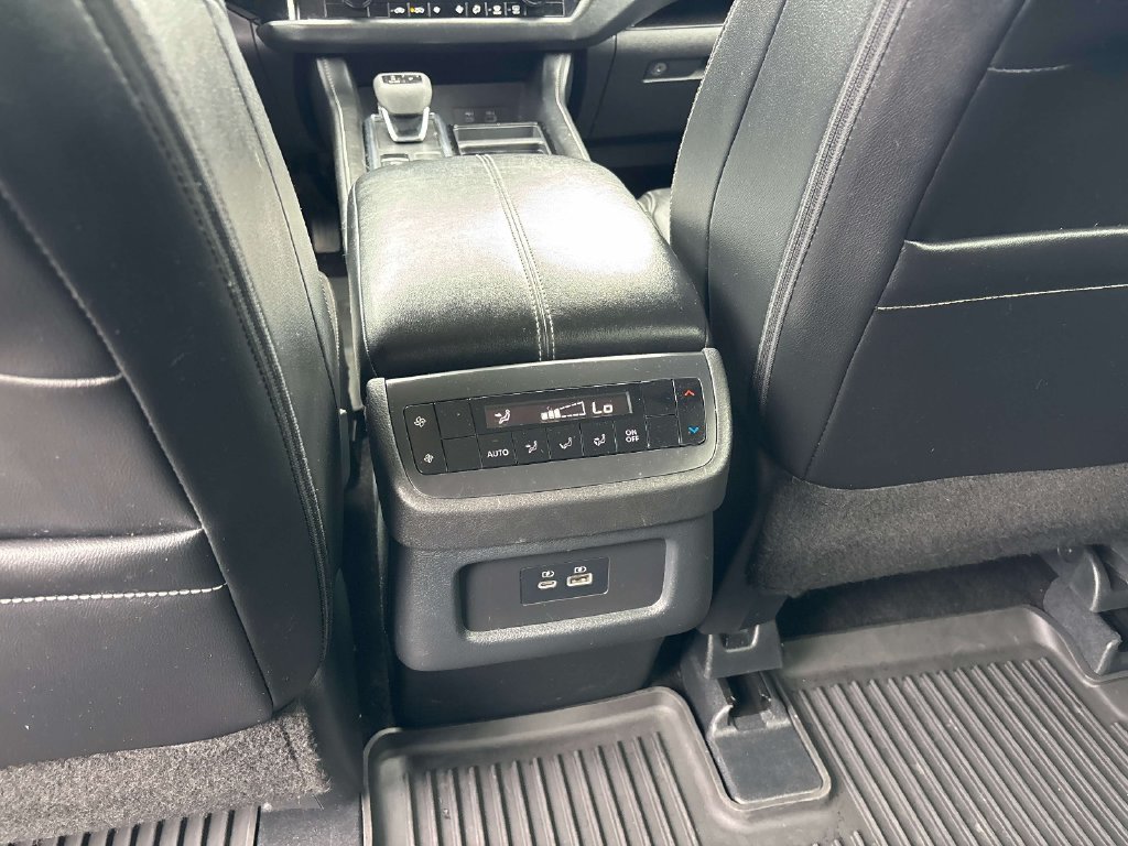 Used 2023 Gray Nissan SL image 11