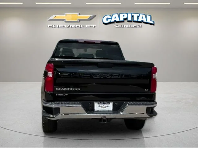 Used 2025 Black Chevrolet LT image 4