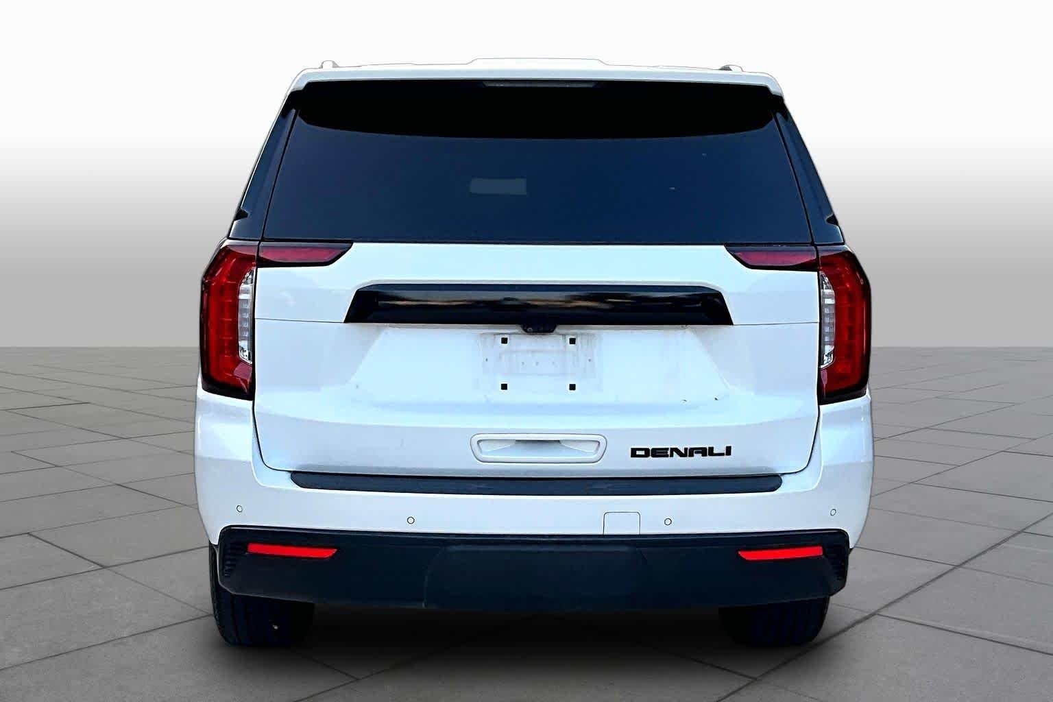 2024 GMC Yukon XL 5