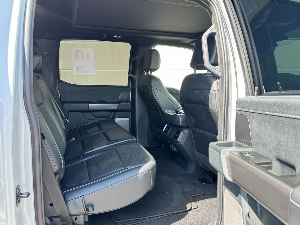 2025 Ford F-150 Lariat - Photo 11