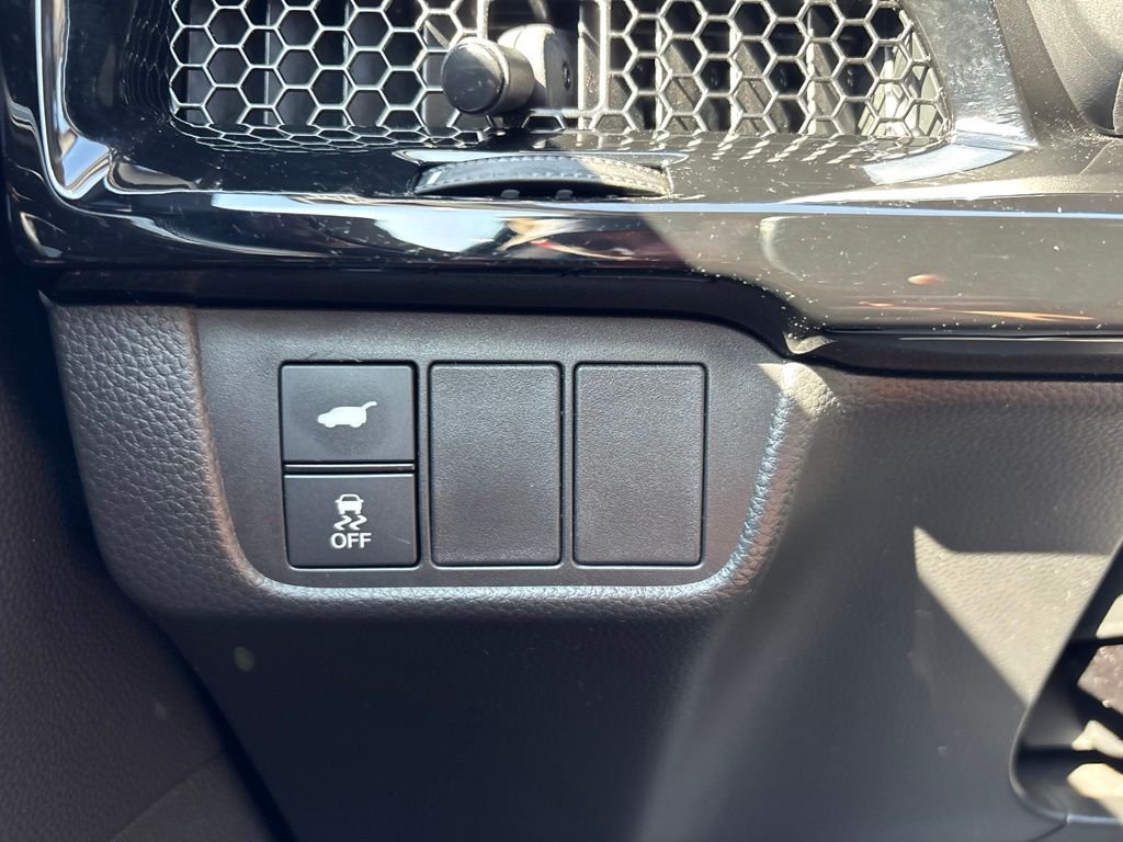 Used 2024  Honda EX-L image 35
