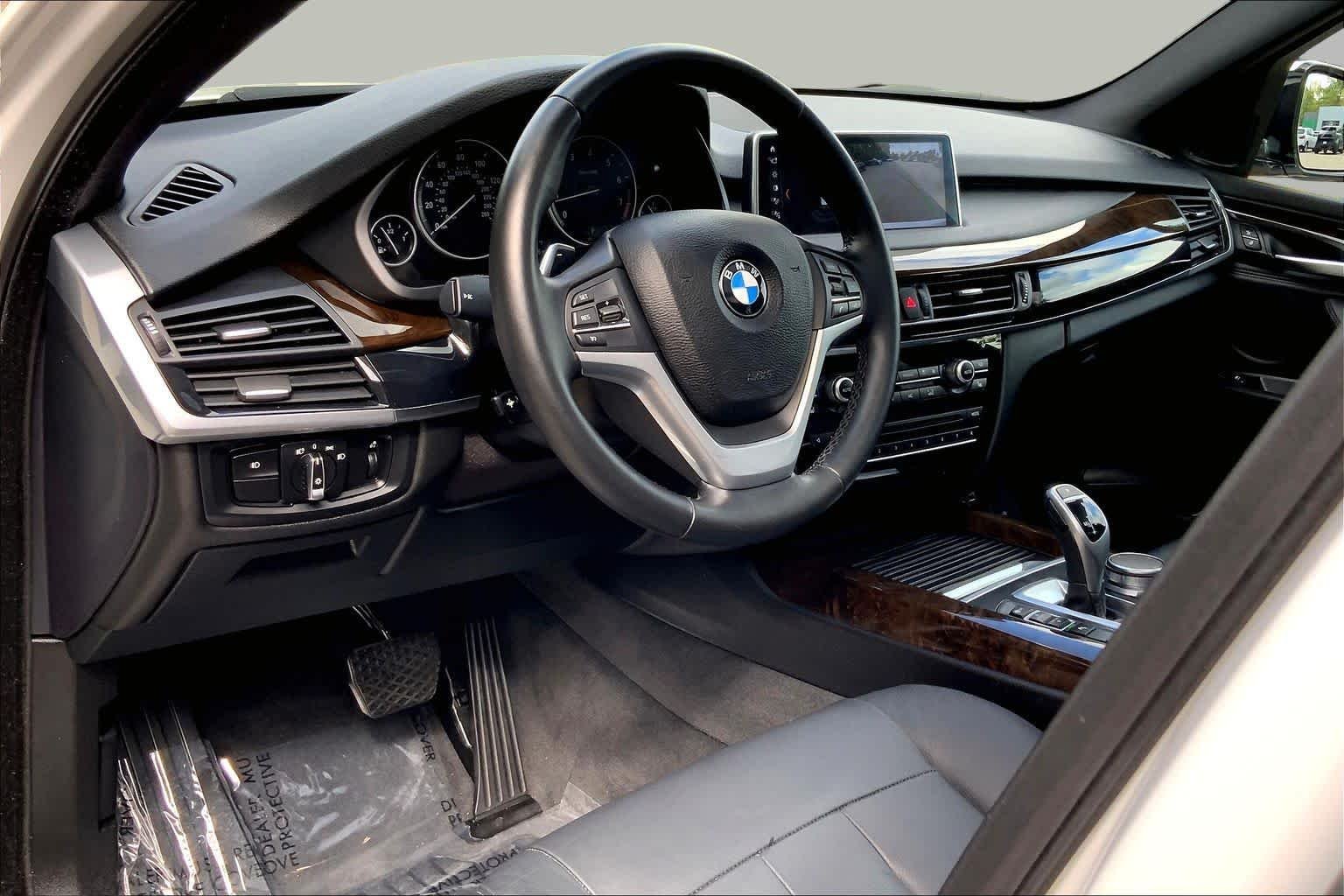 Used 2018 Alpine White BMW xDrive35i image 17