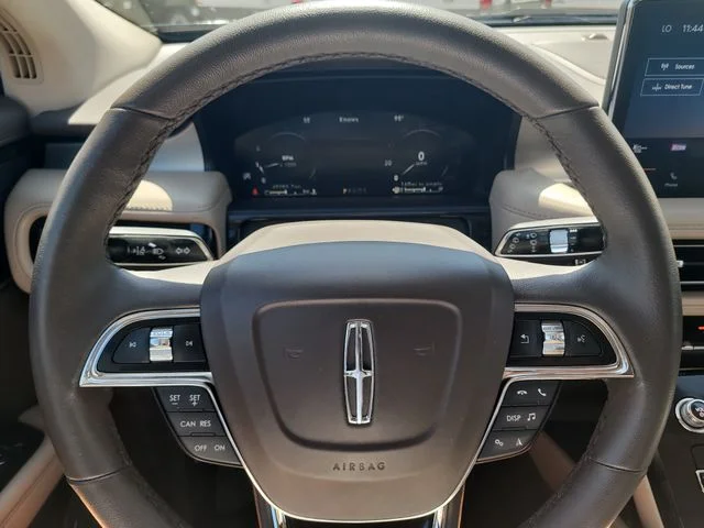 Used 2022 Blue Lincoln Standard image 28
