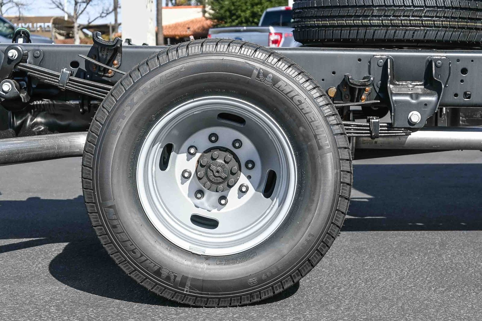 New 2026 Oxford White Ford F-350® XL image 8