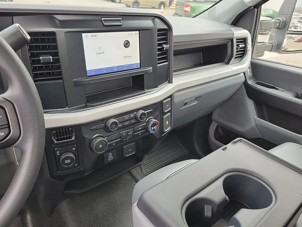 New 2026 Oxford White Ford F-350® XL image 20