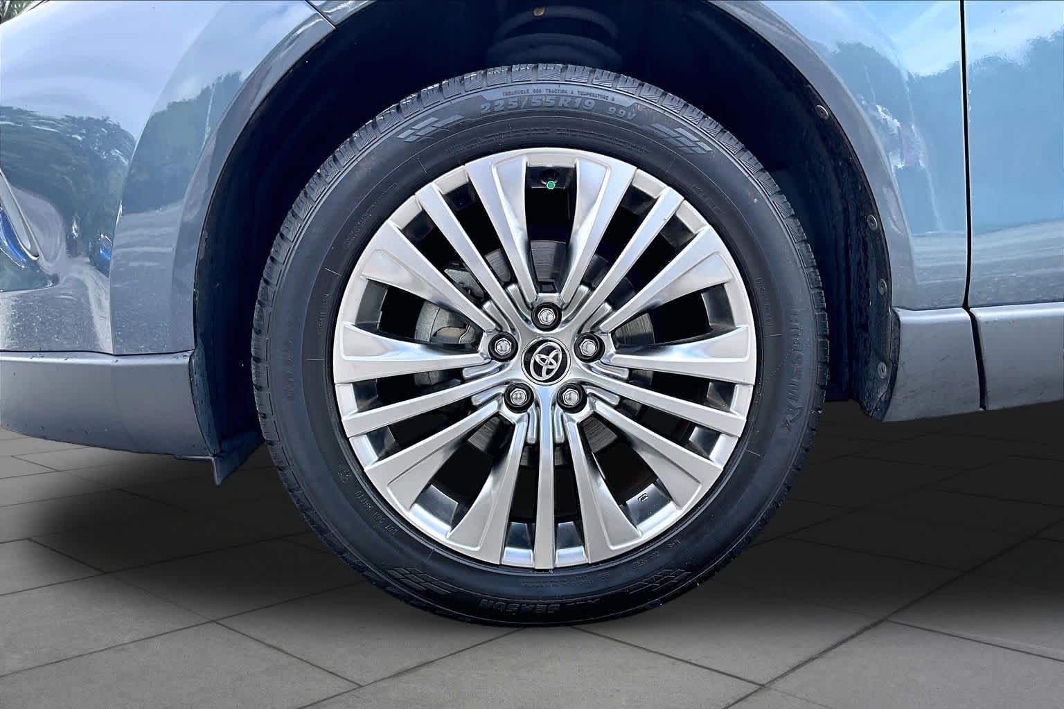 Used 2021 Coastal Gray Metallic Toyota Limited image 11