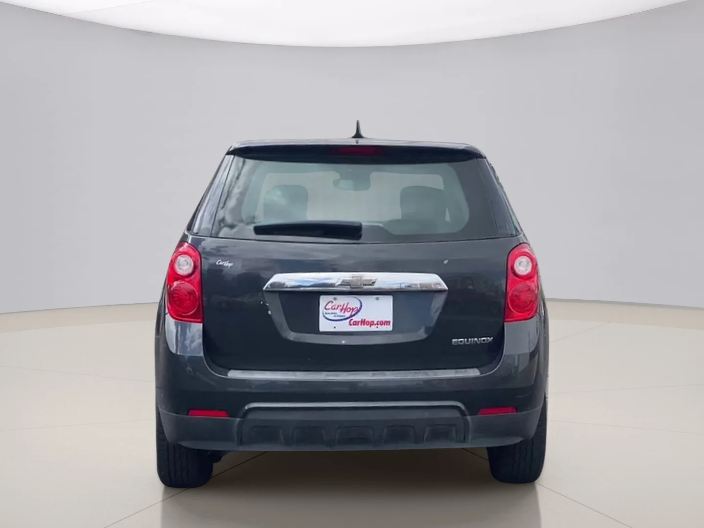 Used 2014 Gray Chevrolet LS image 4