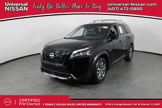 2023 Nissan Pathfinder SL