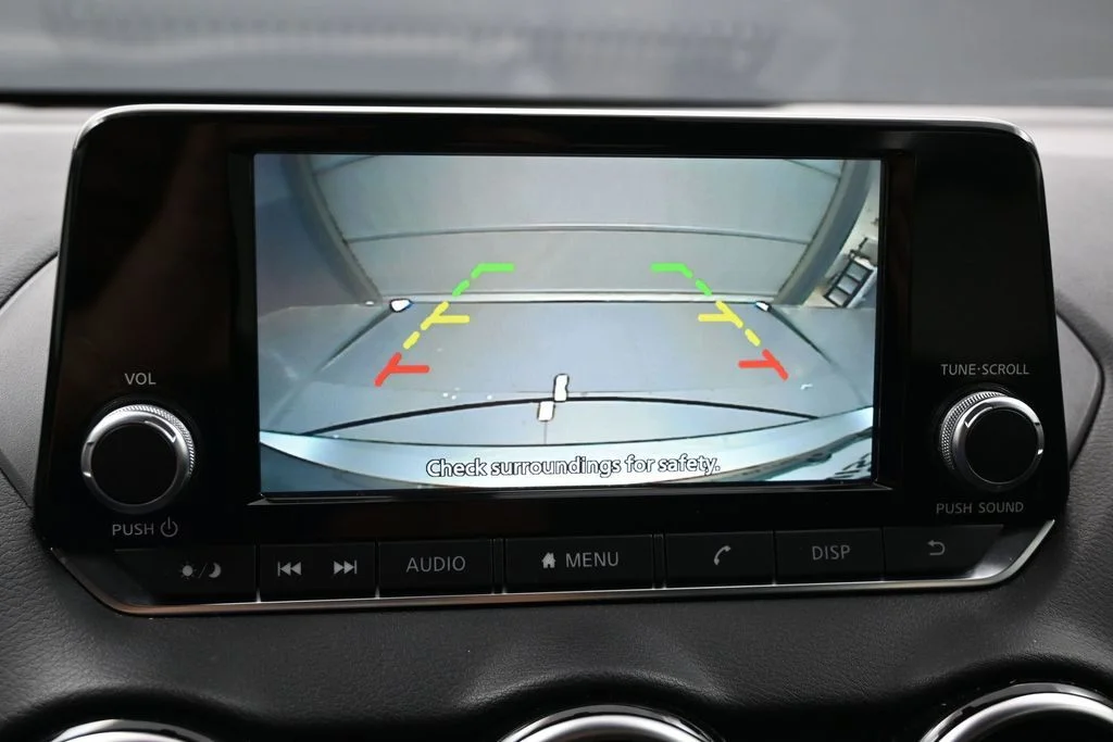 Used 2023 Gray Nissan S image 15