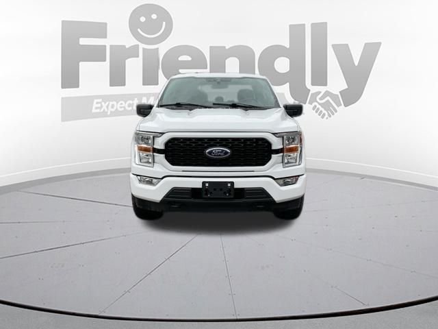 Used 2021 White Ford XL image 24