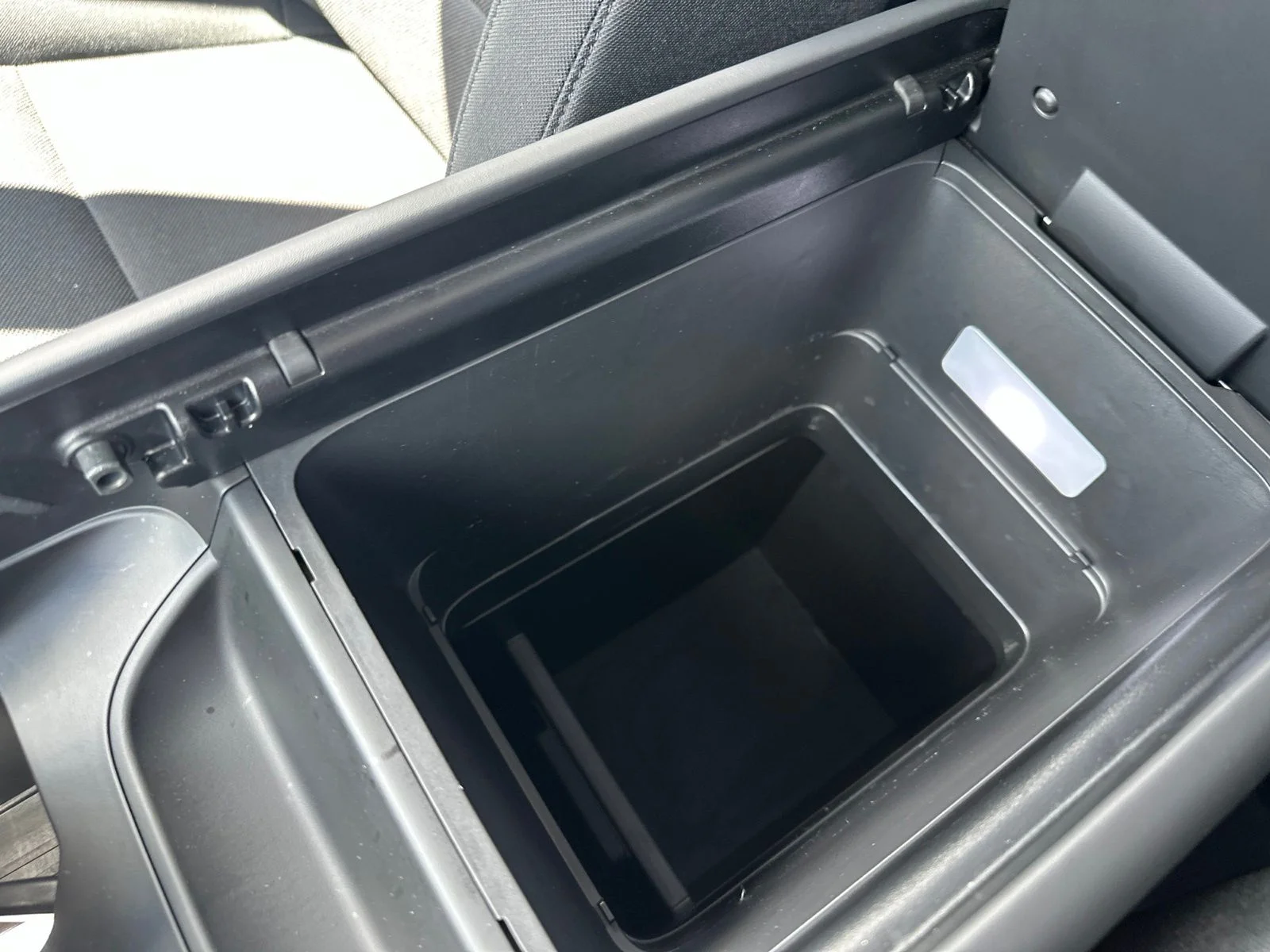 Used 2025 Black Hyundai SE image 68