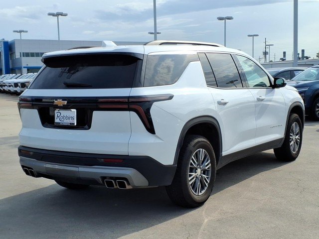 Used 2025 Summit White Chevrolet LT image 5