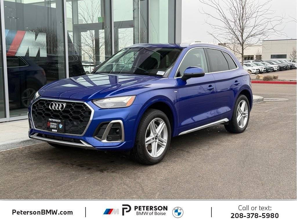 2022 Audi Q5 55 e Premium's photo