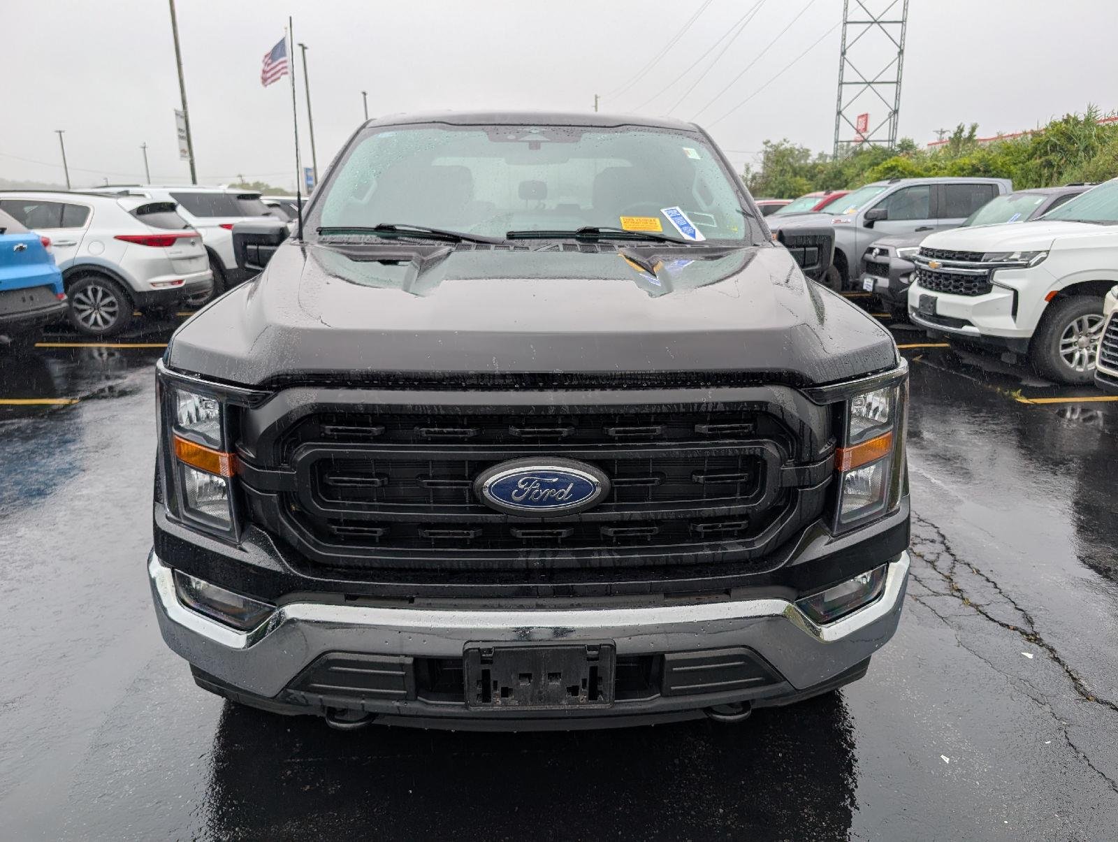 Used 2023 Agate Black Ford XL image 2