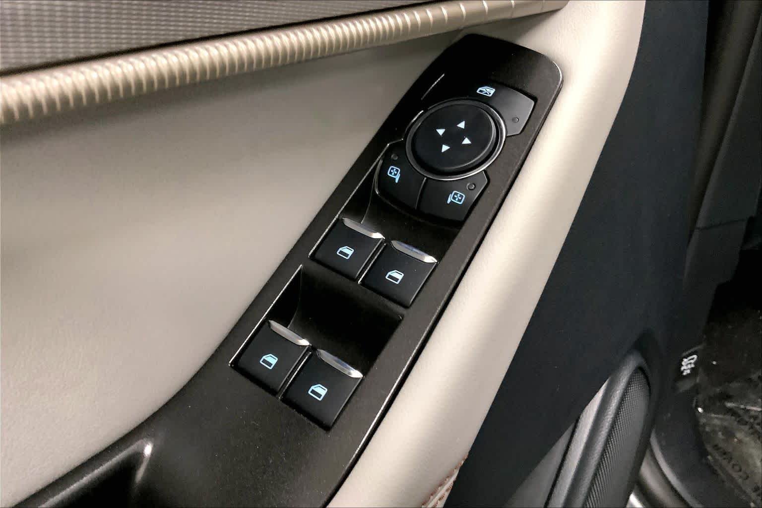 New 2026 Carbonized Gray Metallic Ford Active image 17