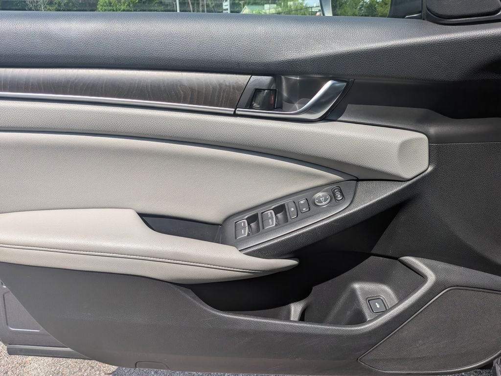 Used 2020 Gray Honda EX image 9