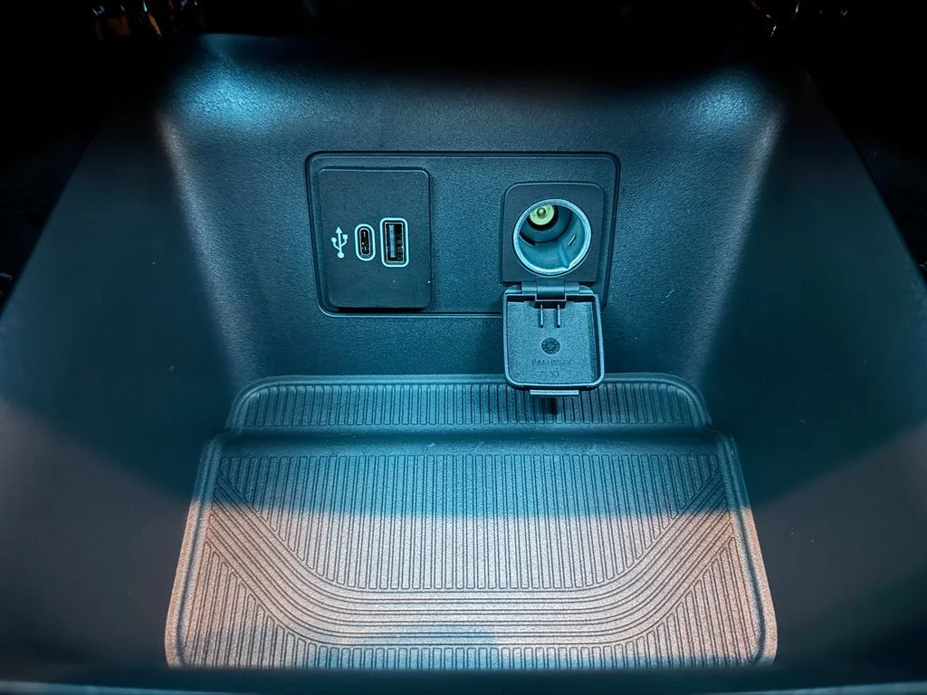 New 2026 Gray Ford Platinum image 36