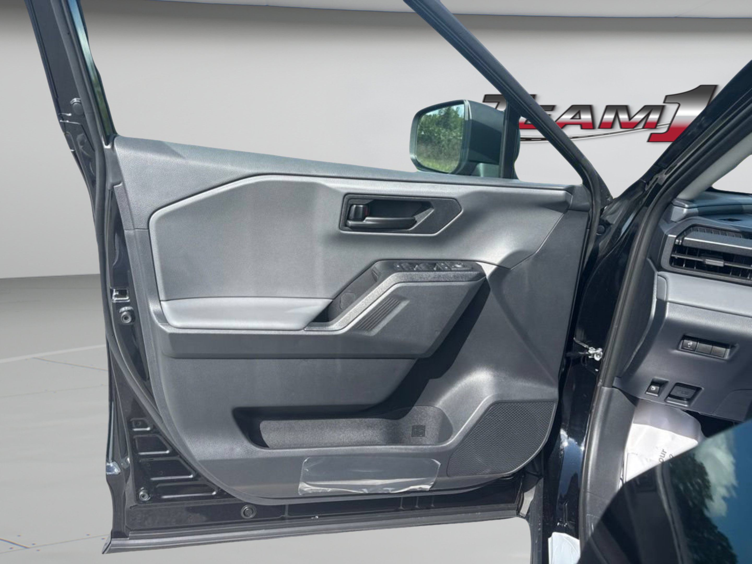 New 2026 Midnight Black Metallic Toyota LE image 25