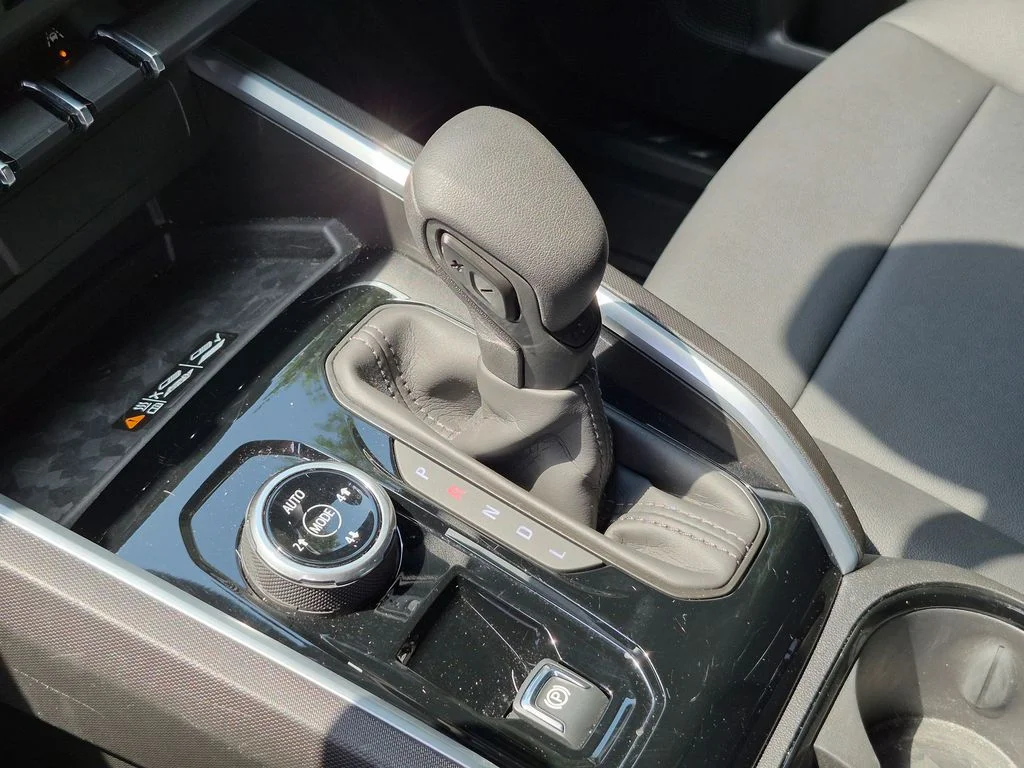 Used 2025 Gray Chevrolet Trail Boss image 15