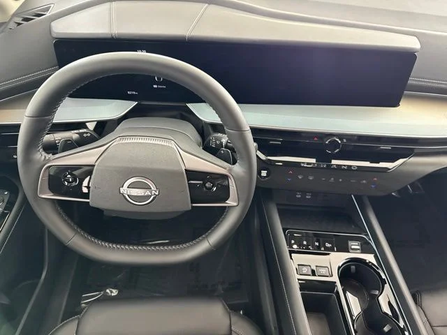 Used 2025 White Nissan SL image 22