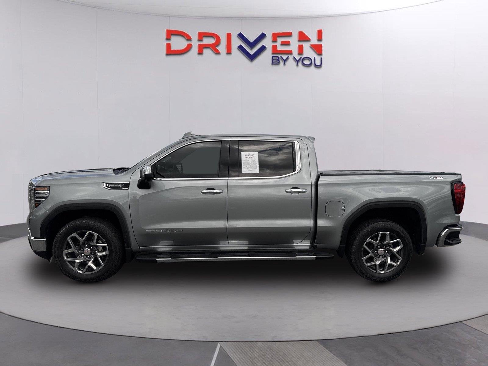 Used 2023 STERLING METALLIC GMC SLT image 7