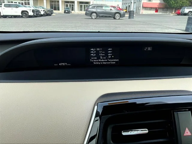 Used 2019 Beige Toyota XLE AWD-e image 14