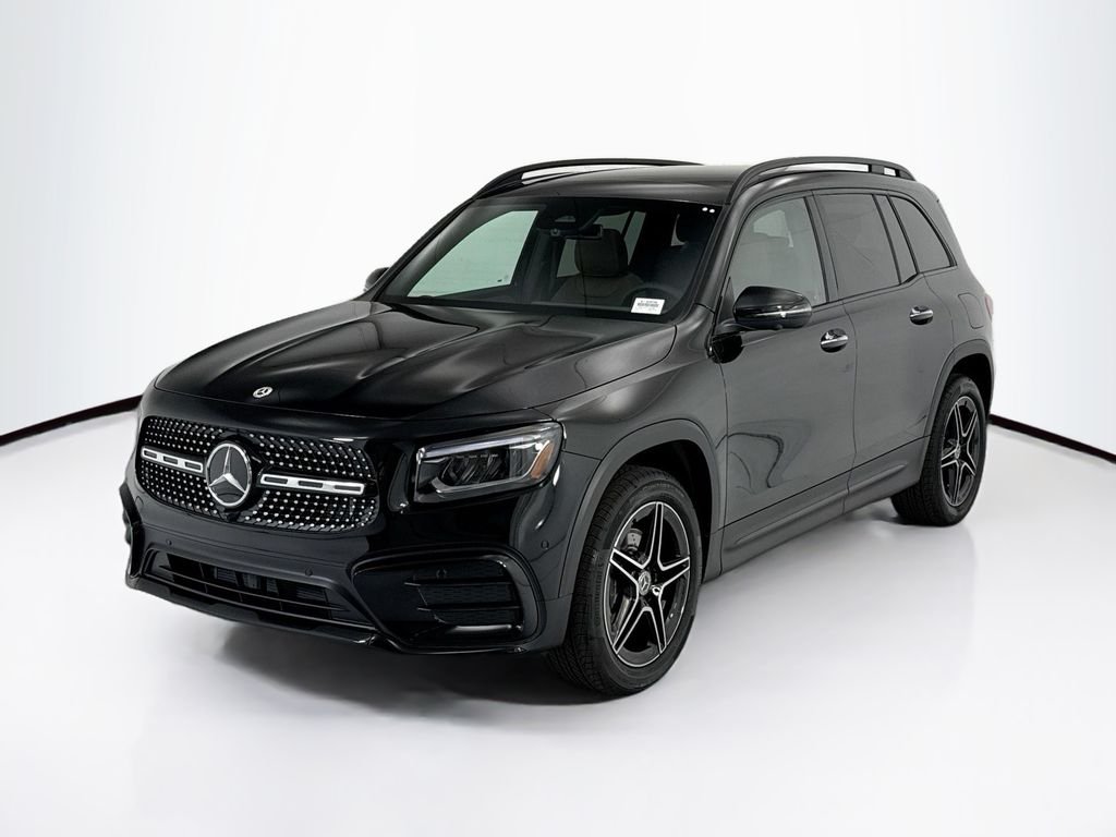 2026 Mercedes-Benz GLB GLB 250's photo